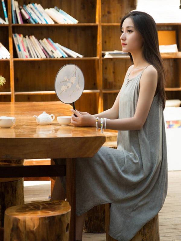 SIMPLE SOLID PLEATED SLEEVELESS MIDI DRESS