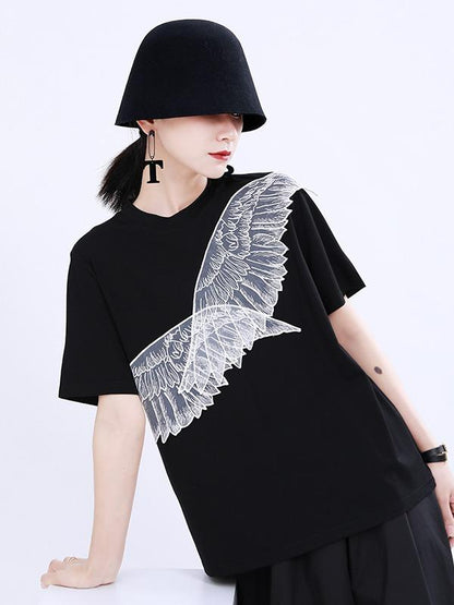 Loose Urban Wing Embroidery T-Shirt