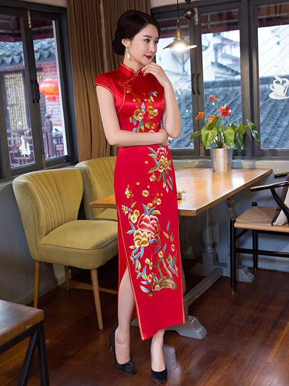 Red Embroidery Side Split Long Cheongsam