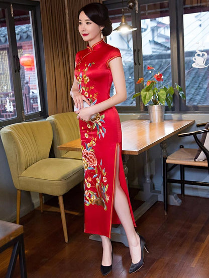 Red Embroidery Side Split Long Cheongsam