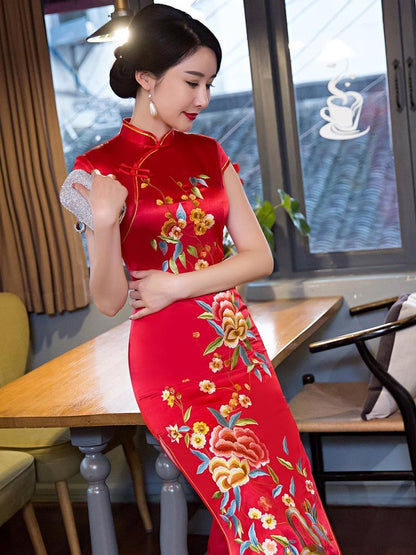 Red Embroidery Side Split Long Cheongsam