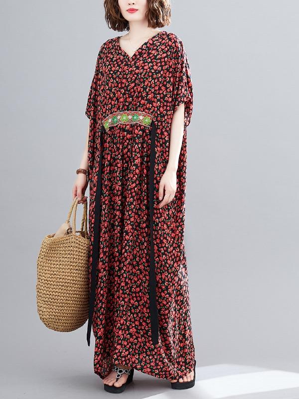 Plus Size Loose Print V-Neck Pleated Maxi Dress