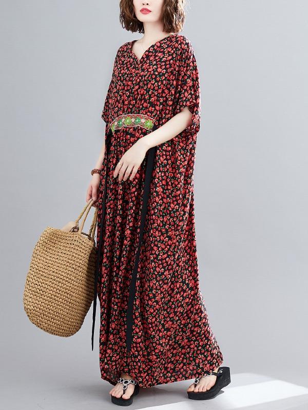 Plus Size Loose Print V-Neck Pleated Maxi Dress