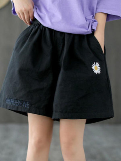 Embroidered Loose Solid Lace-Up Shorts