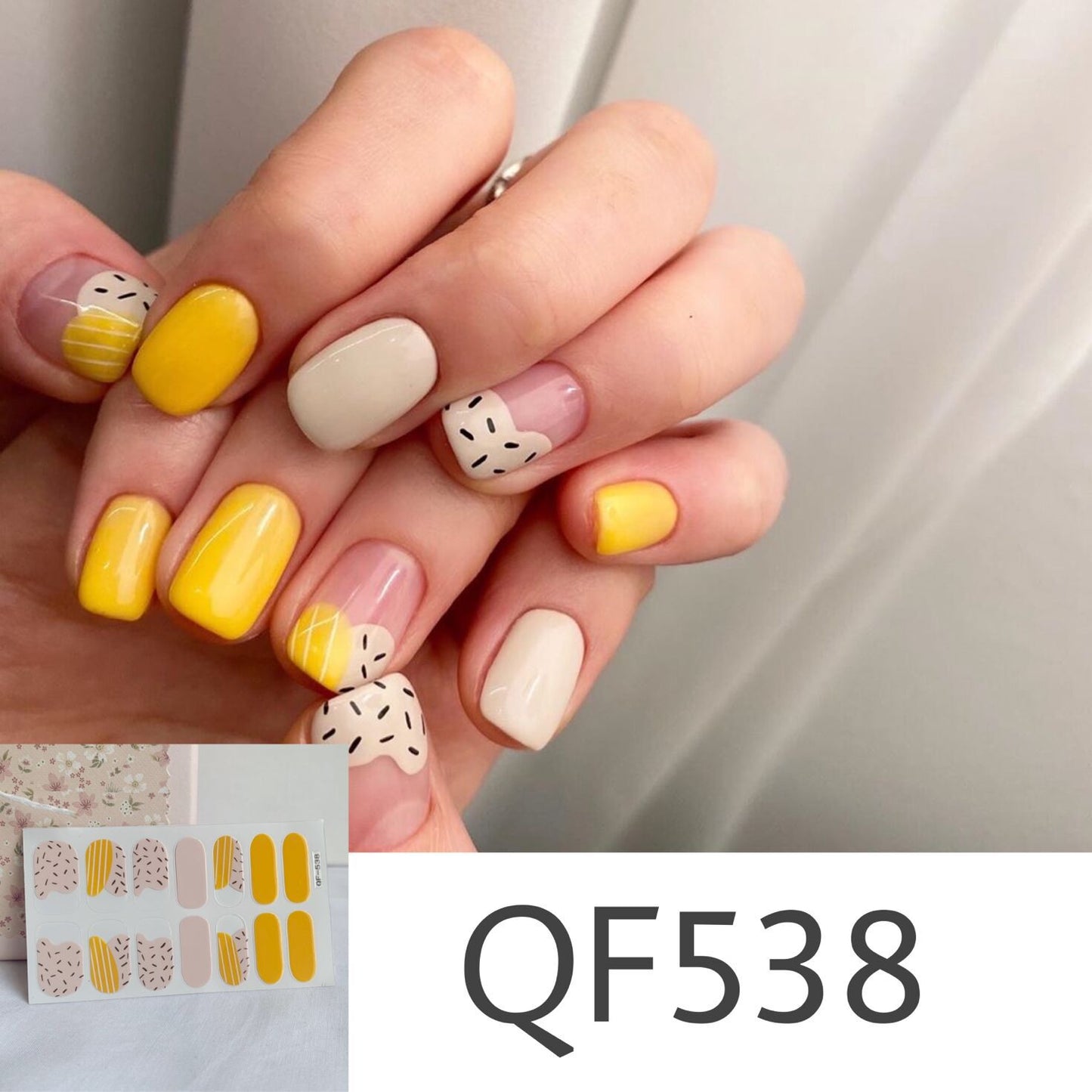 Daisy wave point PRESS ON NAILS