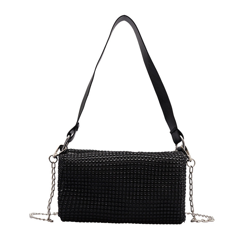 Fashionable messenger bag with bright diamond