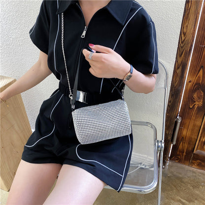 Fashionable messenger bag with bright diamond