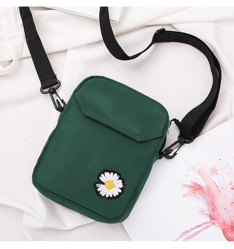 Nylon cloth shoulder bag