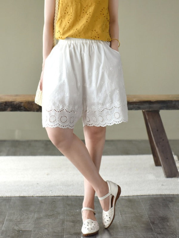 ARTISTIC RETRO HOLLOW EMBROIDERED SHORTS