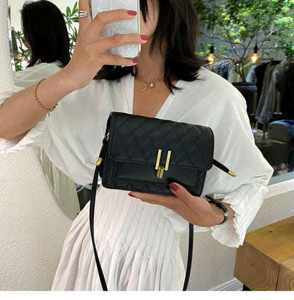 rhombus single shoulder slung satchel bag