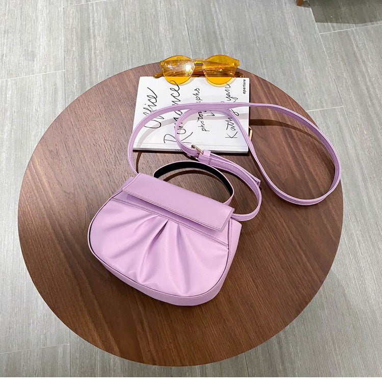Pleated portable one shoulder cross saddle bag