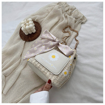 Fashion woven straw bag