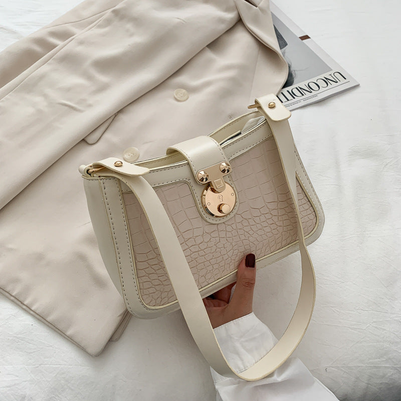 Simple messenger bag