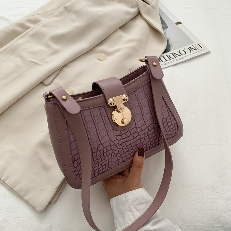 Simple messenger bag