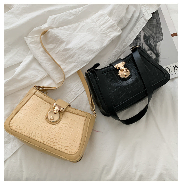 Simple messenger bag