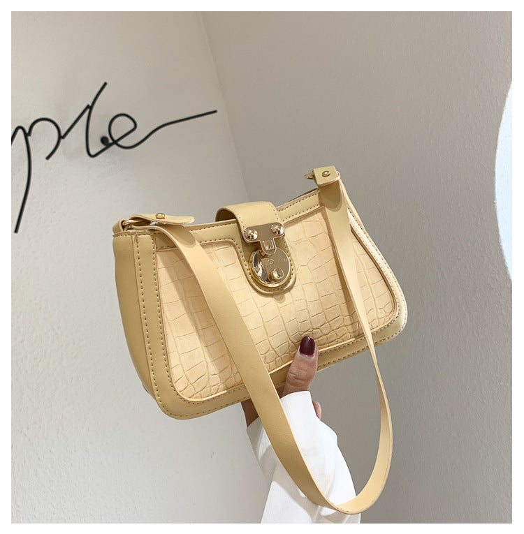 Simple messenger bag