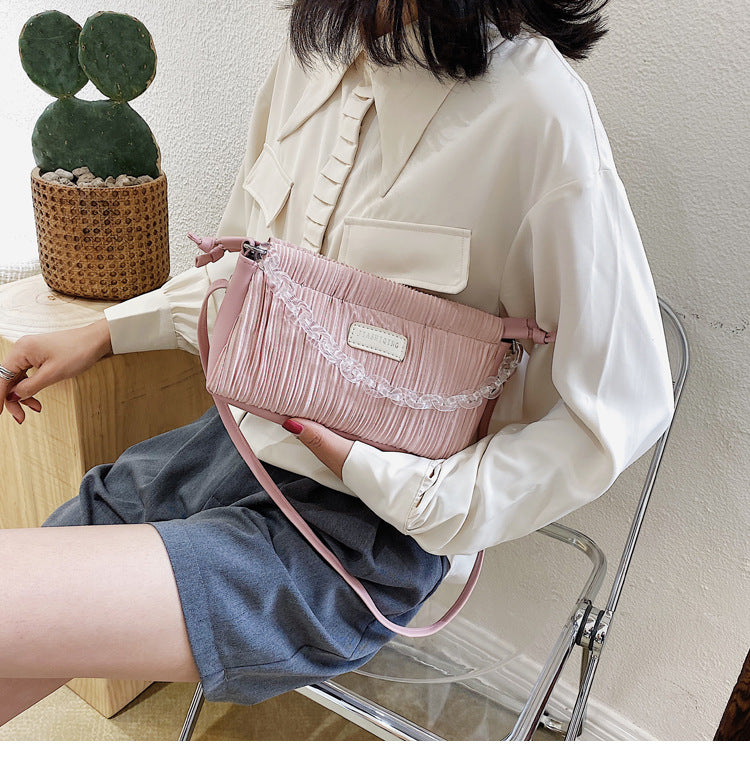 Stylish one-shoulder stiletto bag