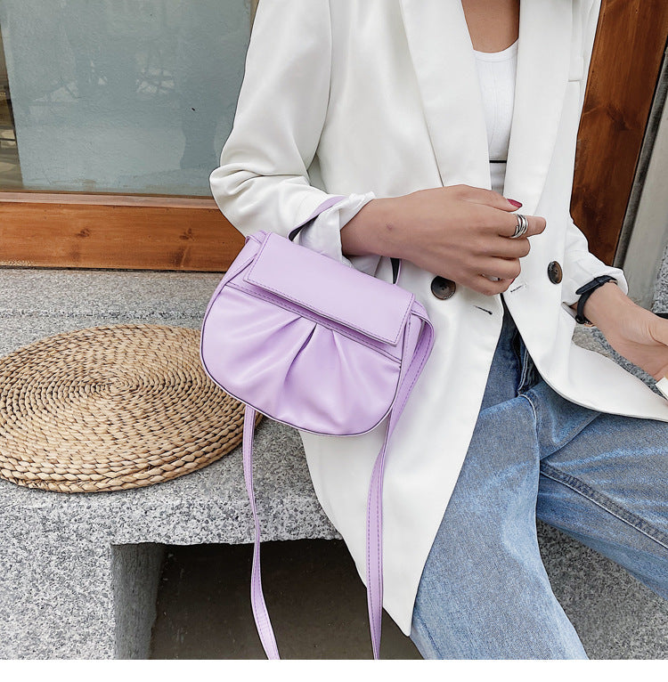 Pleated portable one shoulder cross saddle bag