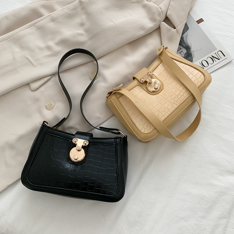 Simple messenger bag