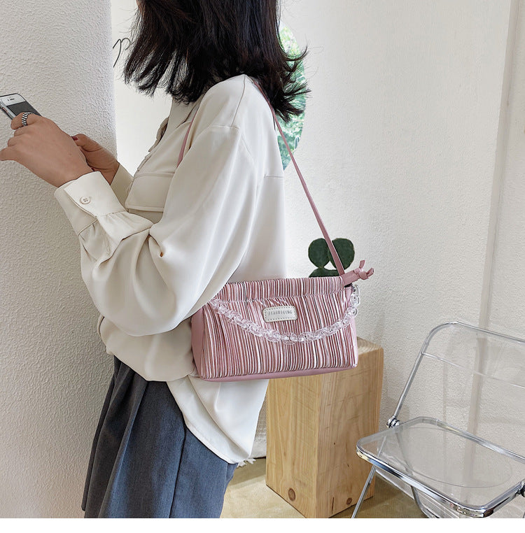 Stylish one-shoulder stiletto bag