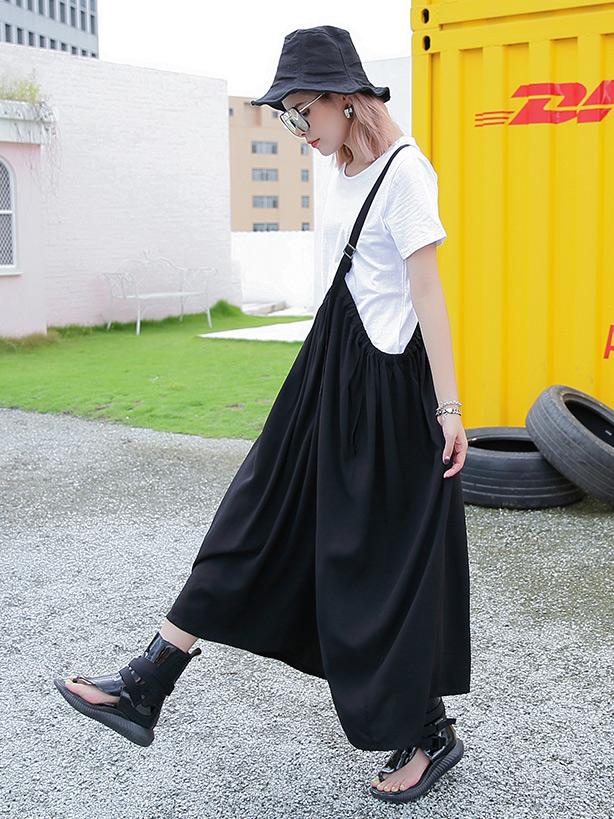 Loose Fashion Designed T-shirt and Skirt Suits