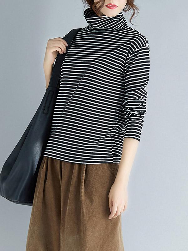Comfortable Striped High-neck T-shirt