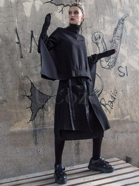 Black Batwing Sleeves High-neck Split-joint Sweatshirt