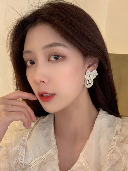 Normcore Pearls Bow-Embellished Geometry Earrings
