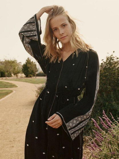 Bohemia Embroidered Loose Maxi Dress