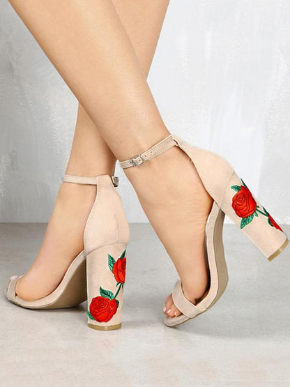Pretty Embroidered Chunky Heels Shoes