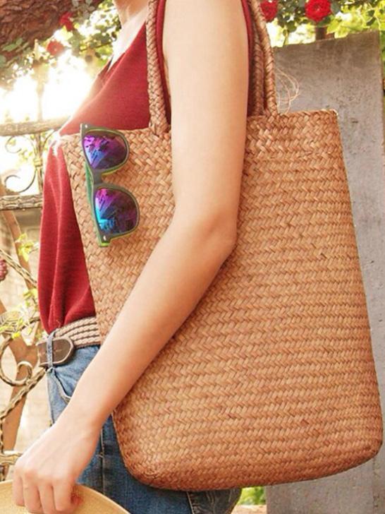 Simple Literature Shoulder Straw Bag