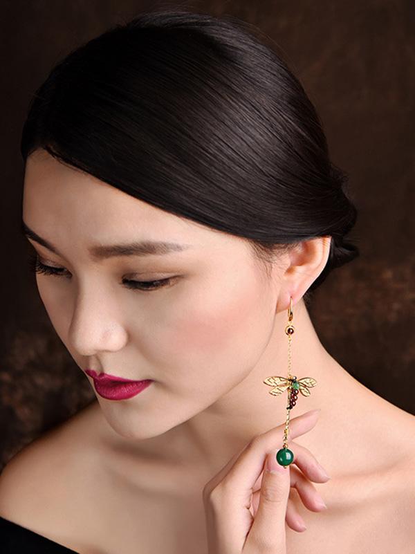 Original Vintage Asymmetric Agate Eardrop