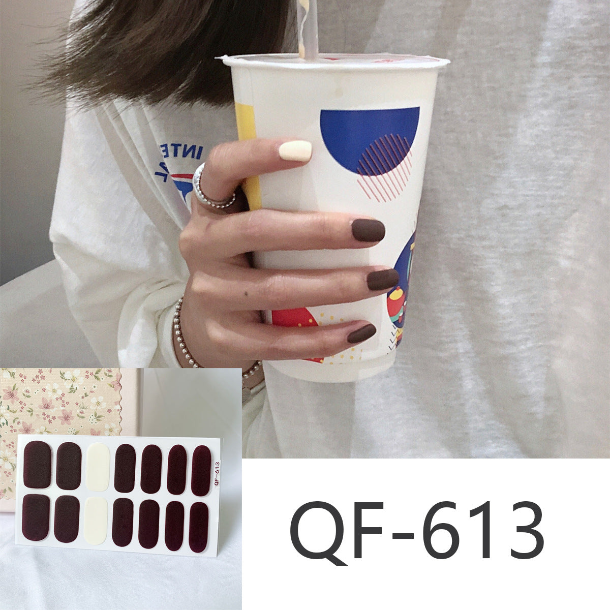 Milk pattern in autumn PRESS ON NAILS