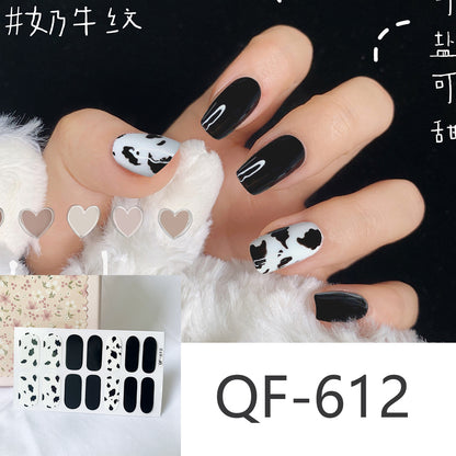 Milk pattern in autumn PRESS ON NAILS