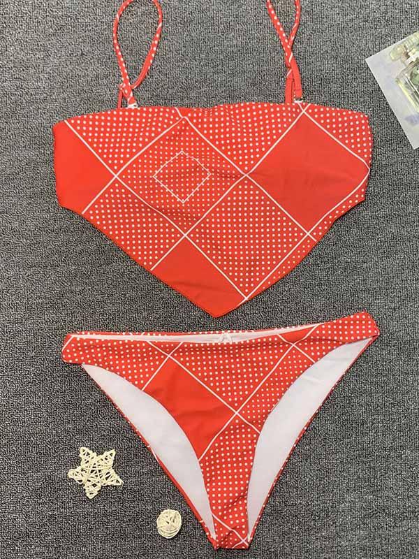 Sexy Belly Pocket Knotted Split Type Bikini Swimsuit