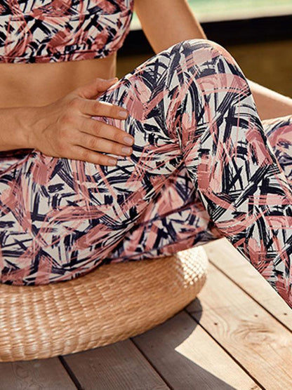 Naked Camouflage Floral Empire Ninth Pants Leggings