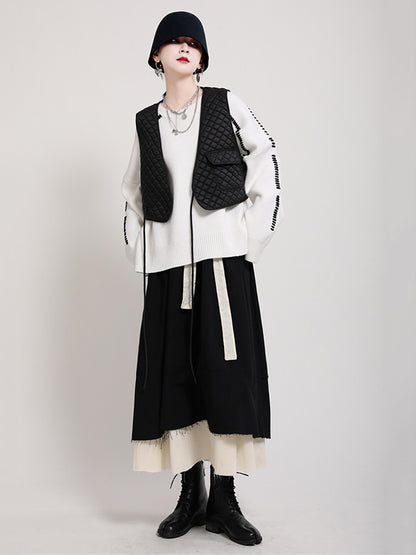 Original Geometry Plaid V-Neck Vest