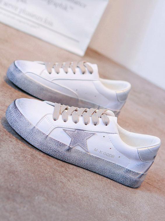 Low Top Star Decorated Sneaker