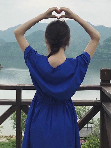 Loose Solid V-neck Short Sleeves Dress