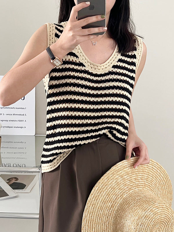 Simple Black White Contrast Color Knitting Vest Top