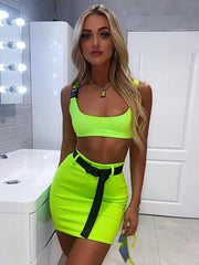 GREEN