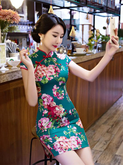 Green Flower Side Split Short Cheongsam