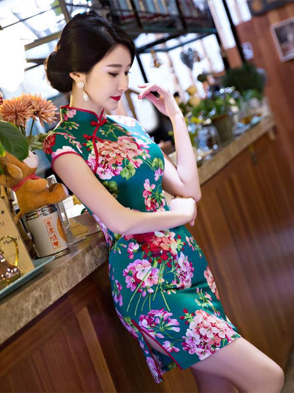 Green Flower Side Split Short Cheongsam