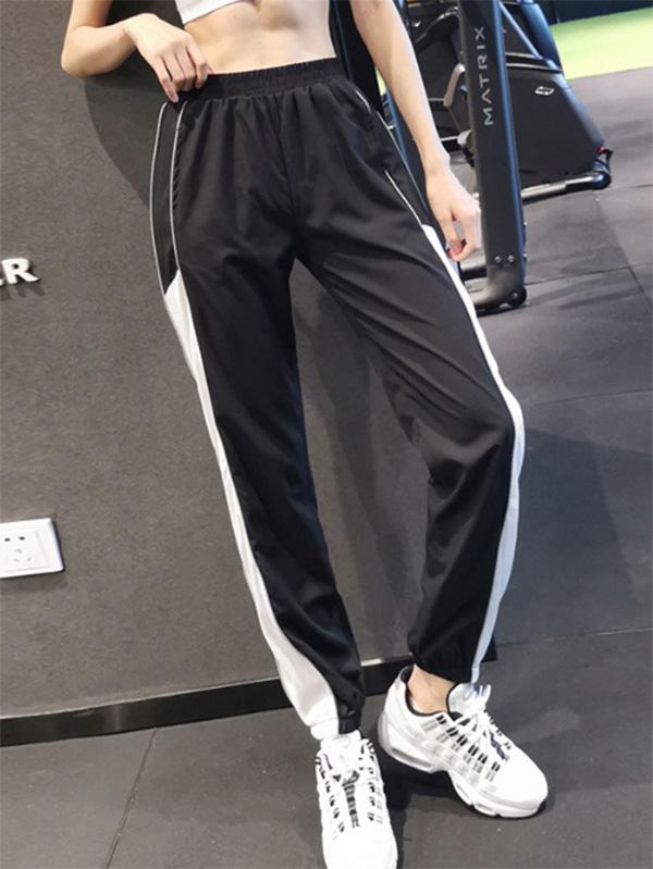 Loose Reflex Streak Athletic Pants