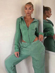 GREEN