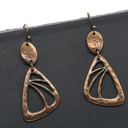 Retro openwork alloy long paragraph exaggerated earrings