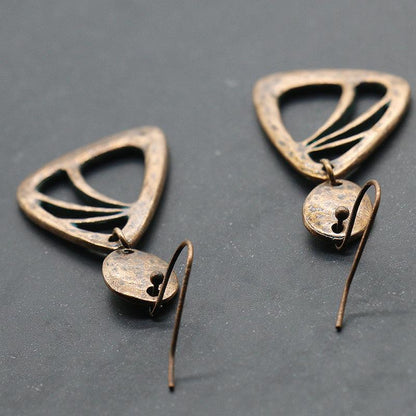 Retro openwork alloy long paragraph exaggerated earrings