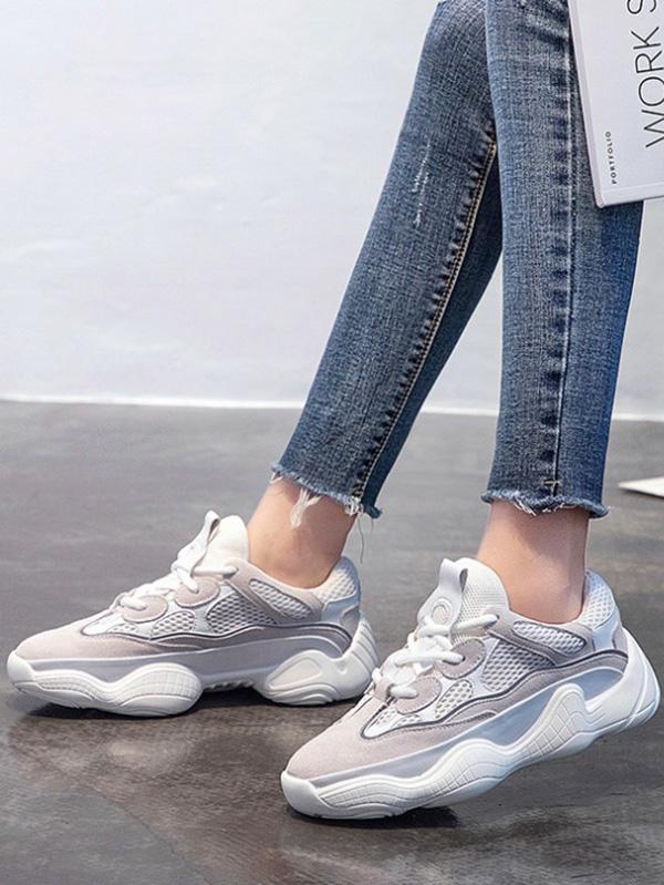 Lace Up Breathable Sneakers