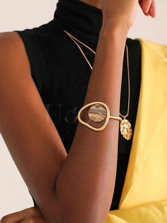 Alloy Stone Ornament Designed Bracelet