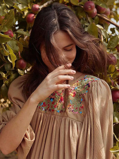 Vacation Embroidered Long Sleeves Midi Dress